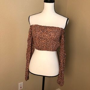 Off-the-shoulder Top